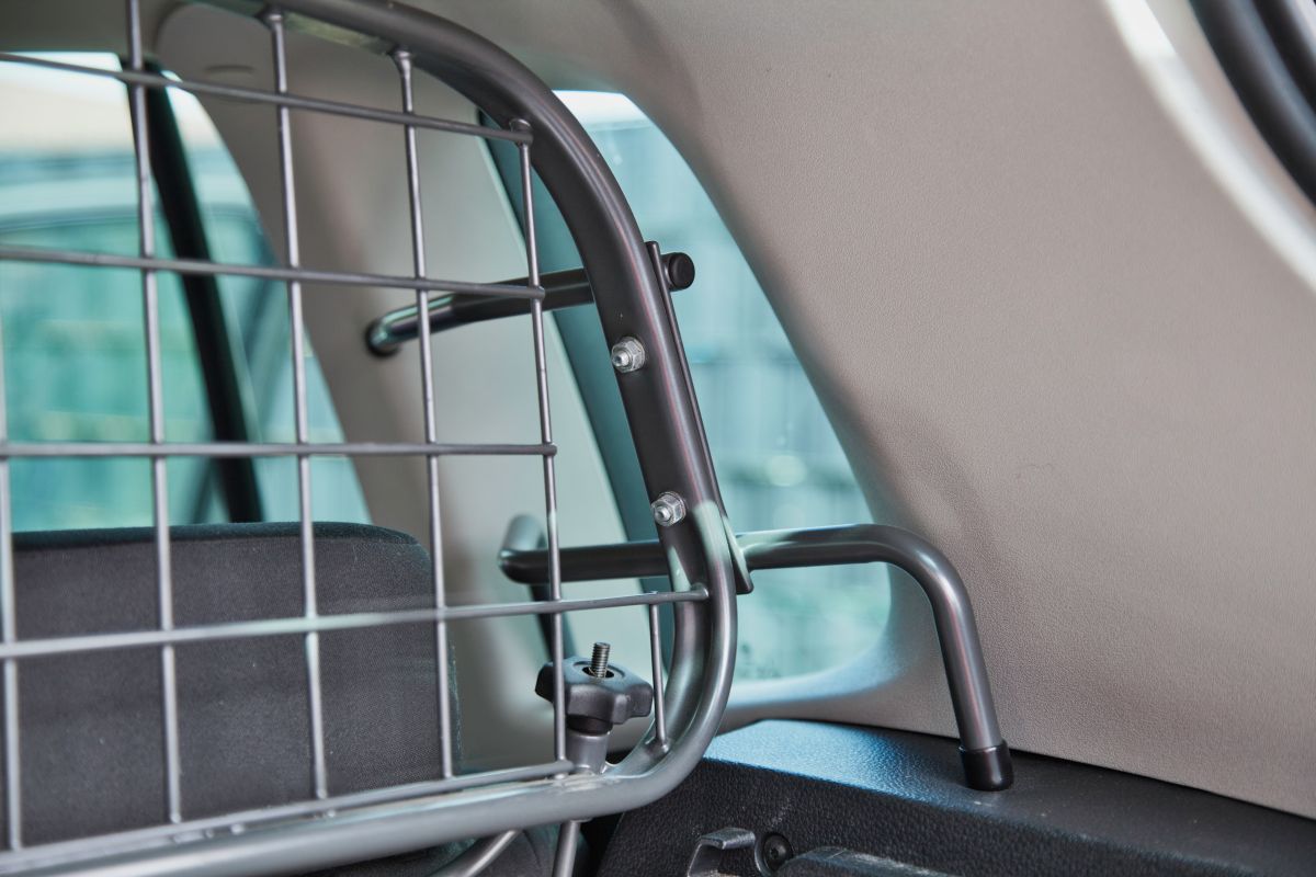 vw touran trenngitter 2